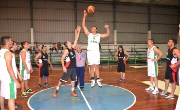 Torneo de B&aacute;squet de Verano 2016