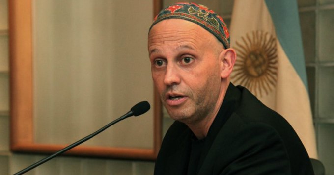 Bergman y Ocampo, dos funcionarios en la mira 