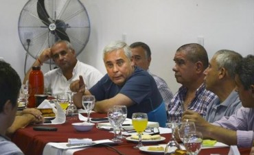 Mucho ruido y pocas Nueces