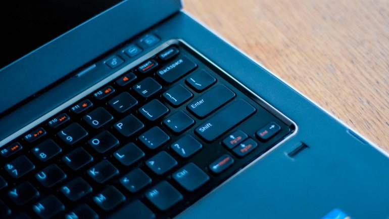 C&oacute;mo mejora la velocidad de una computadora al instalarle un disco s&oacute;lido