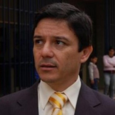 La  justicia con la demanda ciudadana separadas en el tiempo