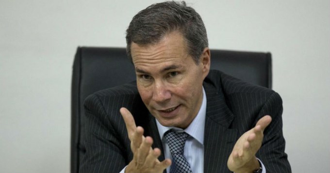 Pedir&aacute;n desarchivar denuncia de Nisman contra Cristina