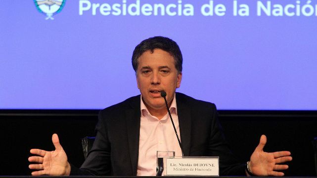El oficialismo presenta el presupuesto entre tensiones 