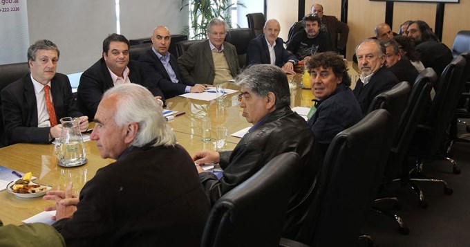 "Bono de fin de a&ntilde;o es la zanahoria frente al burro"