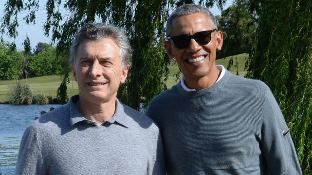 Macri jug&oacute; al golf con Obama en Bella Vista