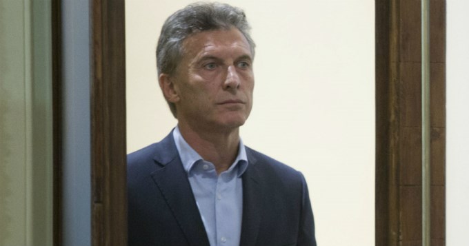 Macri, enojado, tild&oacute; de "impostor" a Massa